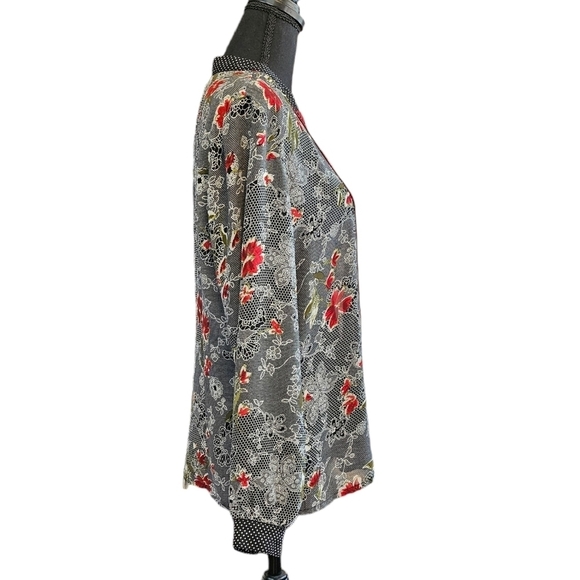 Jordan Sheer V neck button Up Blouse 100% Polyester Polka Dots Floral Size M - Picture 4 of 7